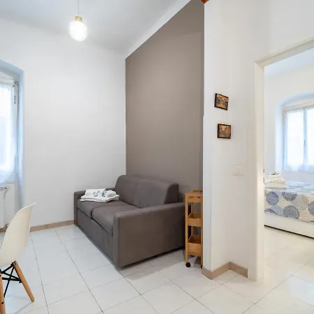 Brightsight Spezia Modern Flat Апартаменты