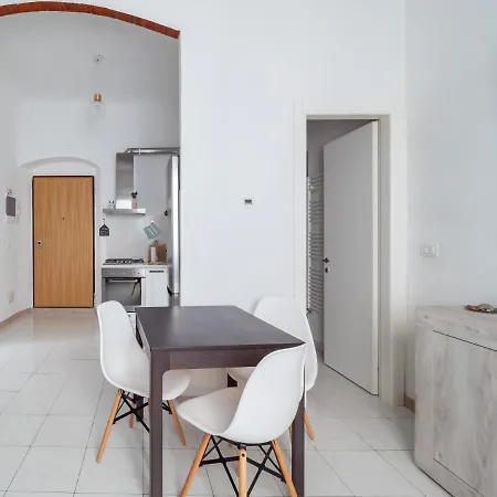 Brightsight Spezia Modern Flat Apartment