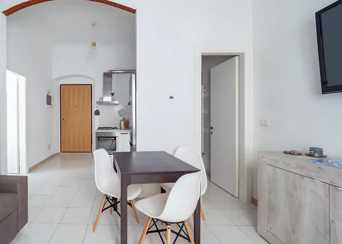 Brightsight Spezia Modern Flat Apartment