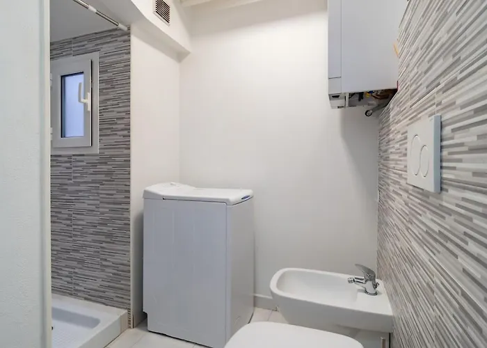 Apartment Brightsight Spezia Modern Flat