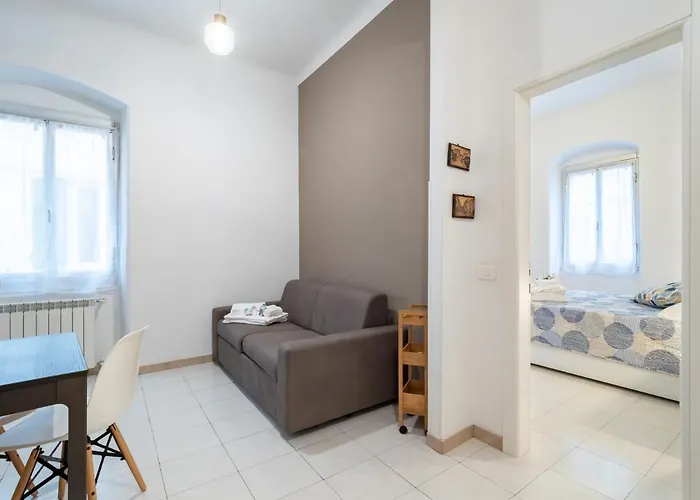 Brightsight Spezia Modern Flat Apartment